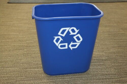 RUBBERMAID Commercial Deskside Office Recycling Container 7 Gallon Blue