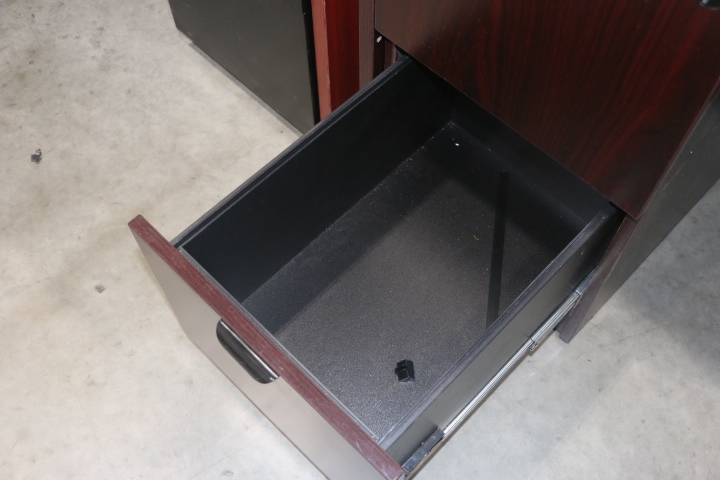 AOU L-Shape Desk - Image 7