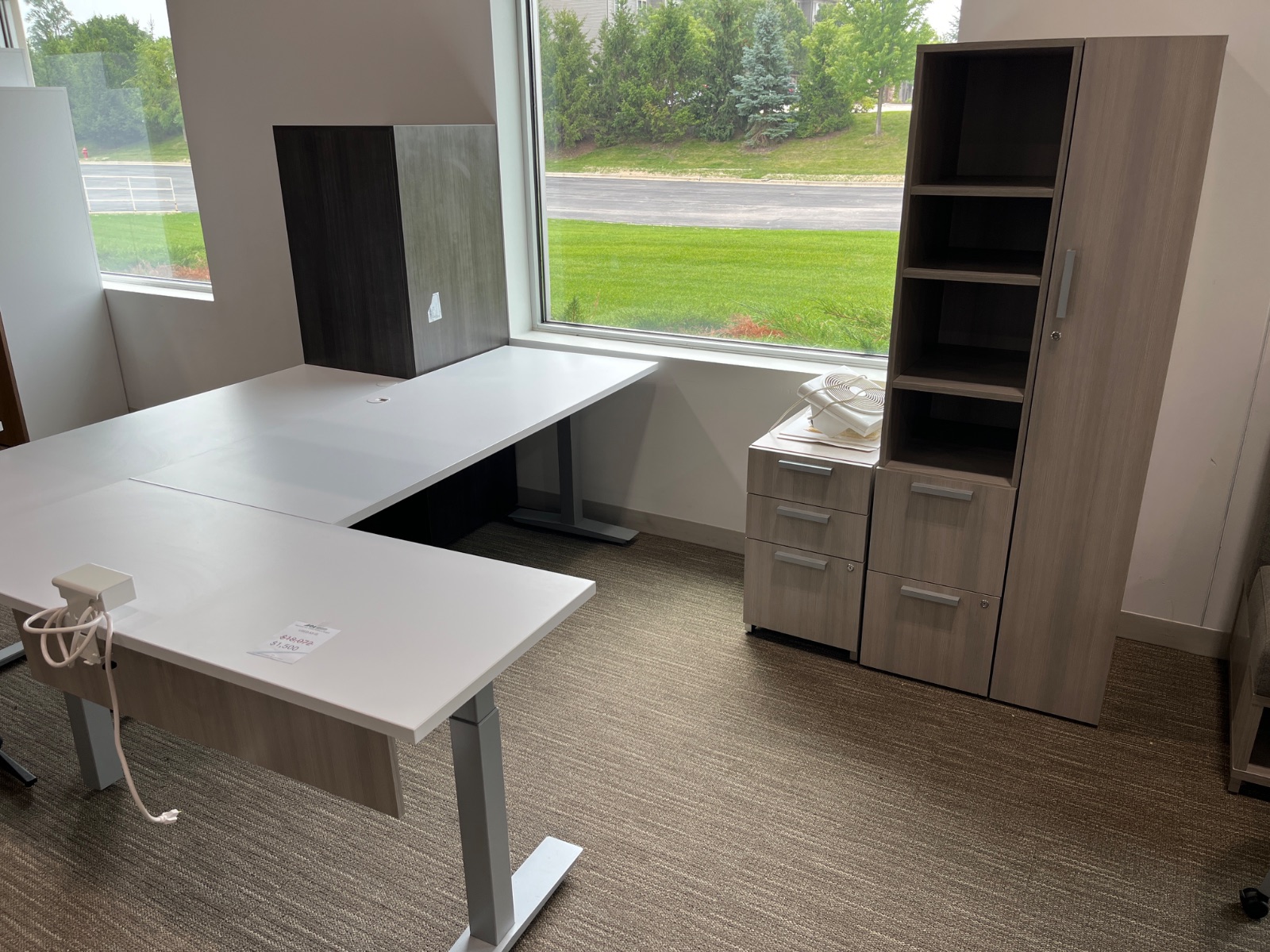 AIS White & Grey Private Office Desk Suite
