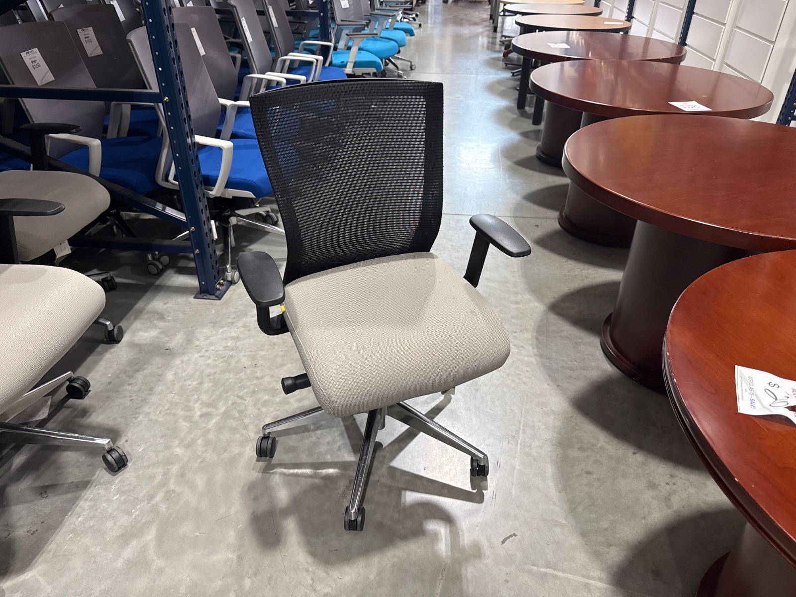IDESK Tan/Black Mesh Back Task Chair