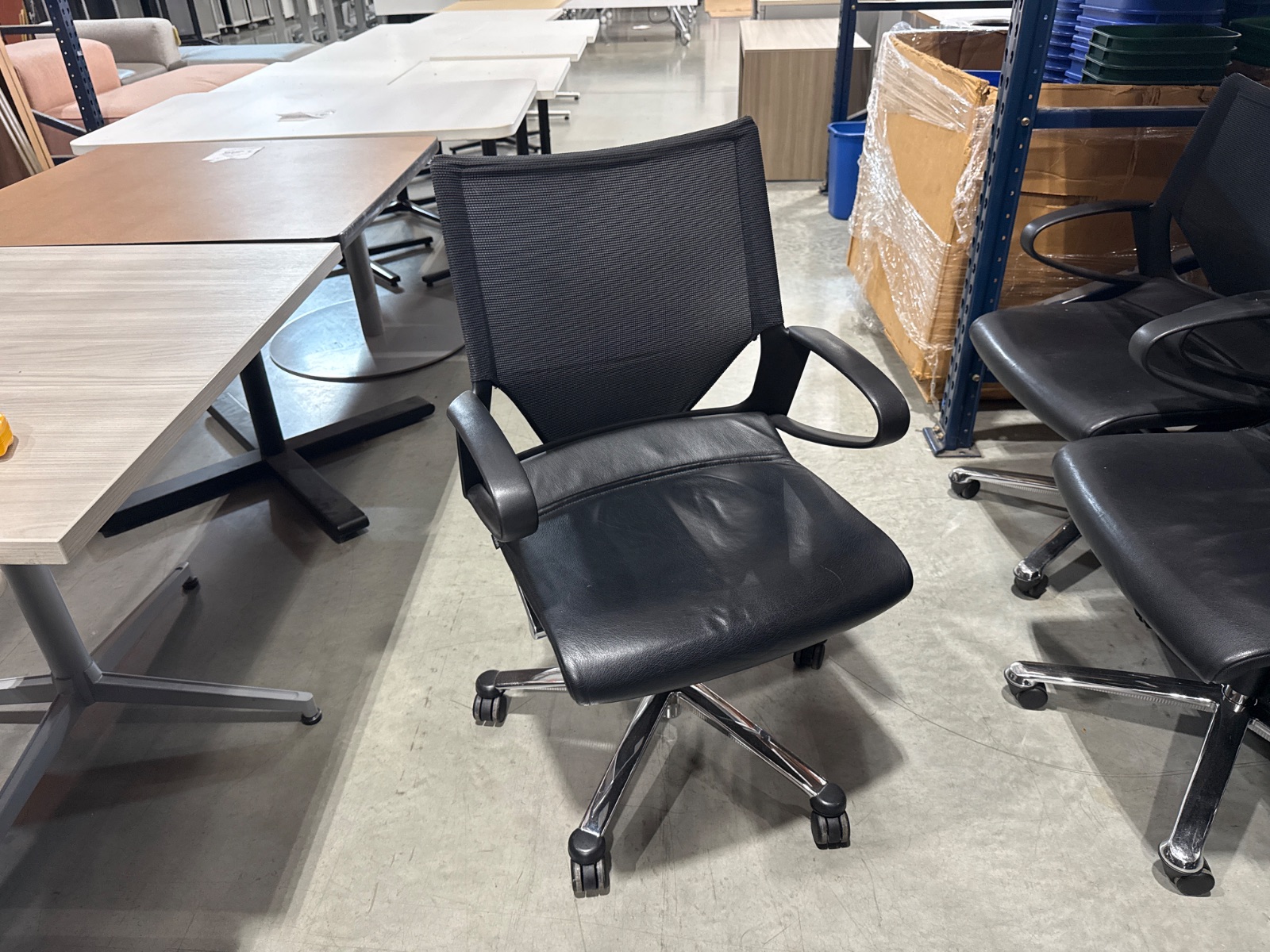 WILKHAHN Black Leather & Mesh Task Chair