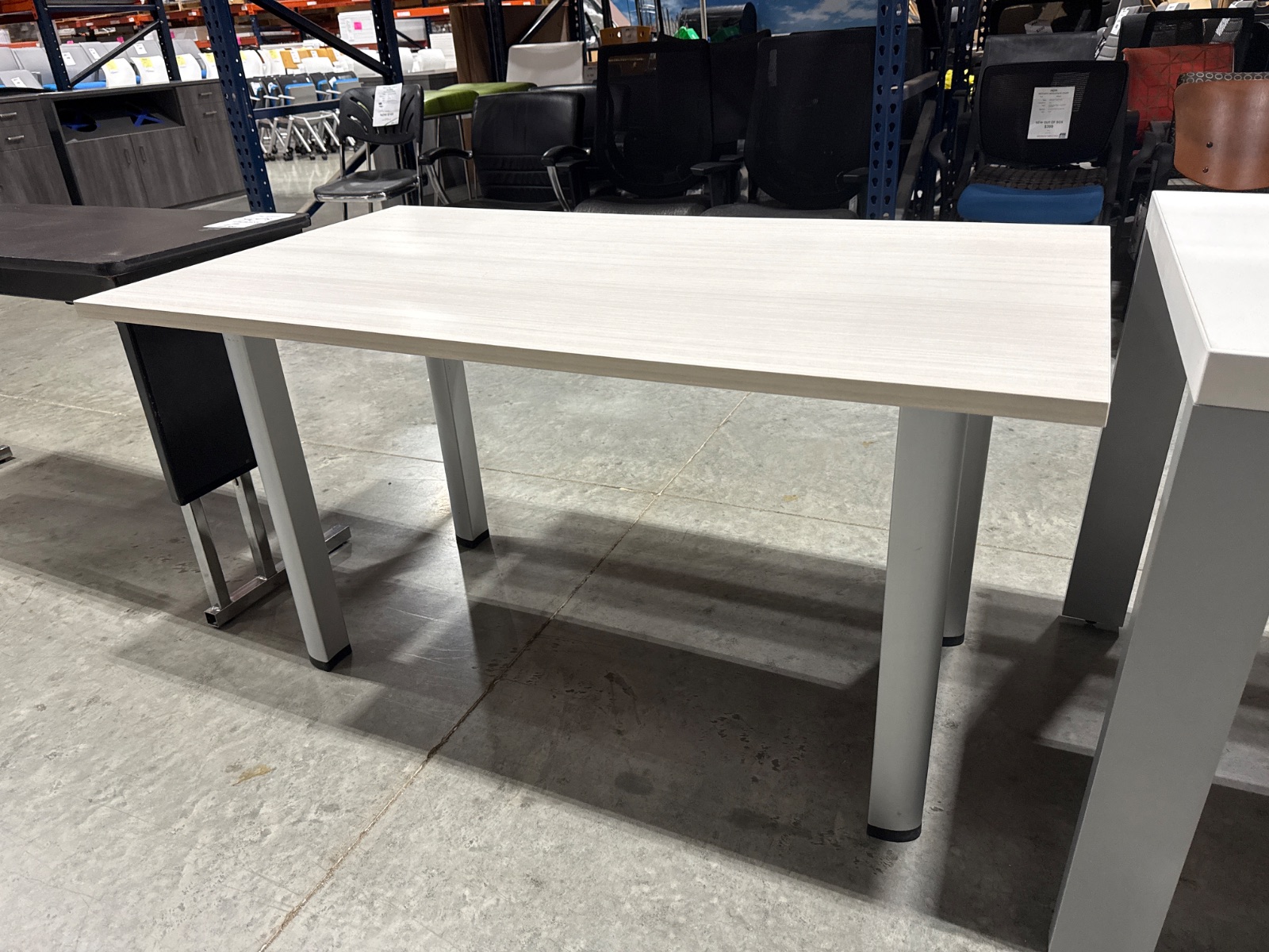 AOU White Laminate Writing Desk / Table with Silver Legs